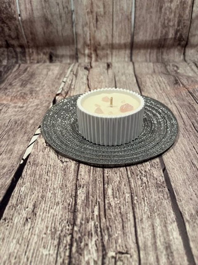 Bougie en pot Quartz avec pierre de lithothérapie - 90 grammes