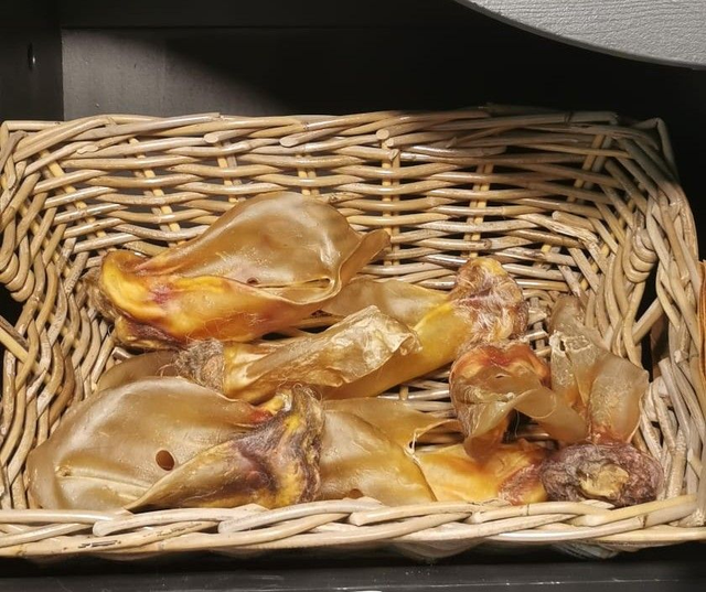 Apollo&#039;s Premium Rinderohren getrocknet