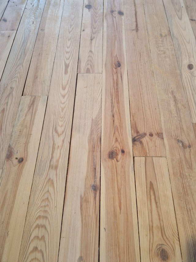 Aérogommage Parquets en bois en Auvergne Rhones Alpes