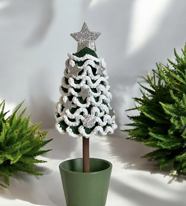 Crochet Christmas Tree Decoration