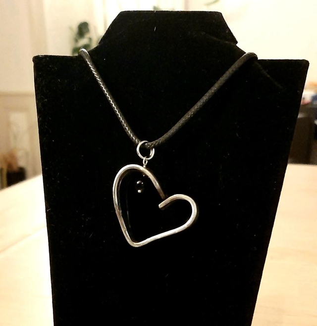 Pendentif cœur en métal argenté 