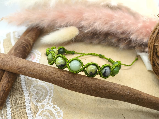 Bracelet vert perles chrysoprase citron perles laiton