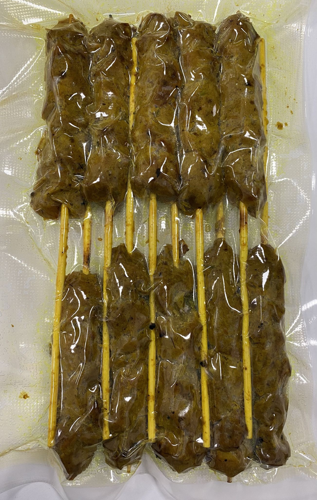 Frozen cooked lamb satay 20 sticks