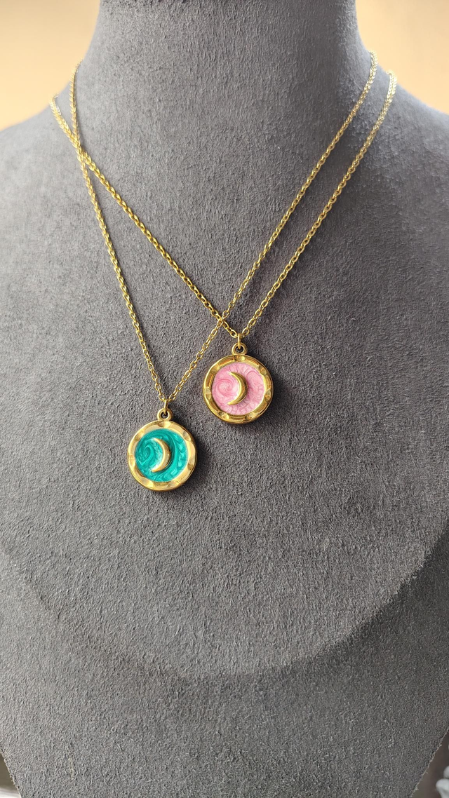 Collana con mezzaluna 