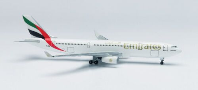 Emirates Airbus A330-200 (A6-EKU) 1:500 Herpa 508445