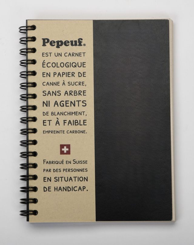 Carnet A6 noir de la marque Pepeuf 