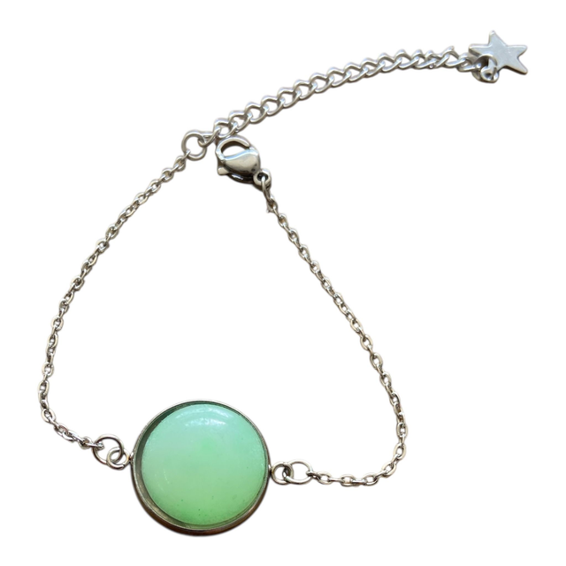 Bracelet en résine vert clair