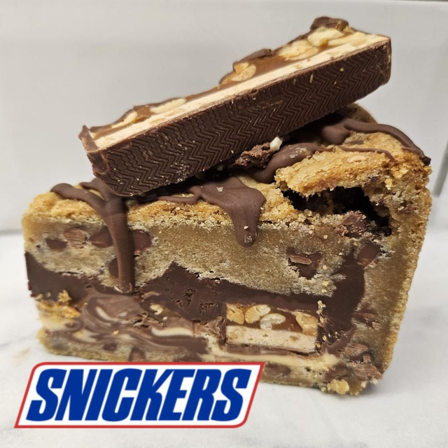 Snickers Cookie Pie Slice