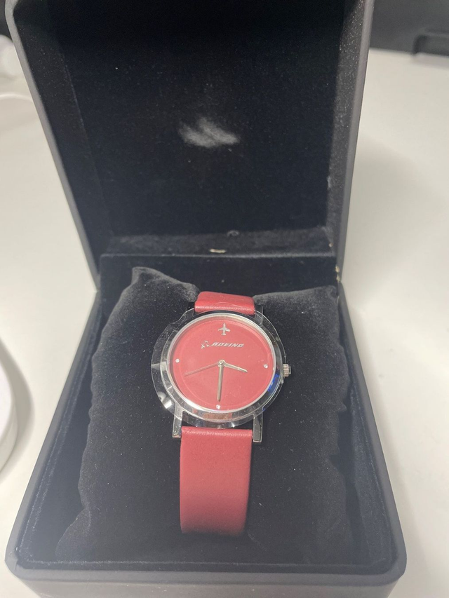 Official Boeing Watch red neu und originalverpackt