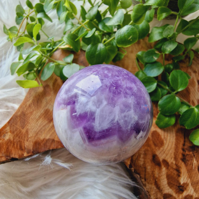 Dream Amethyst Sphere - D3 189g