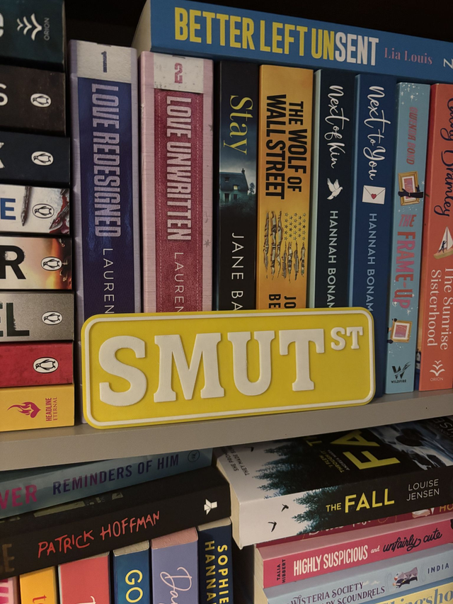 Bookcase Signs | SMUT ST