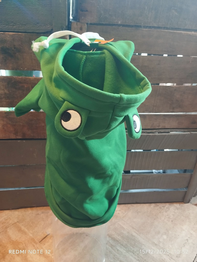 sweet à capuche grenouille xl