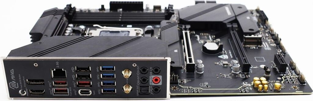 02.2.0041 – Scheda Madre MSI MAG B650 TOMAHAWK WIFI AM5 – ATX gaming per Ryzen 7000