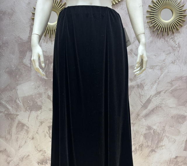 Falda negra terciopelo 