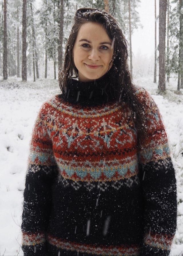 Alasuq Polar Sweater Kit - Col 40 (Black Tweed & Ash Heather) - Wool & Pattern - Linka Neumann