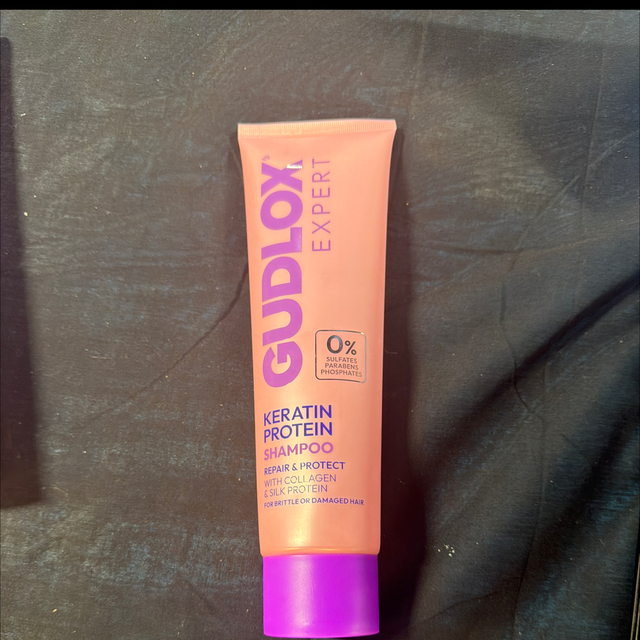 Gudlox keratin shampoo