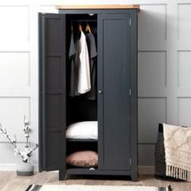 Double wardrobe Move 