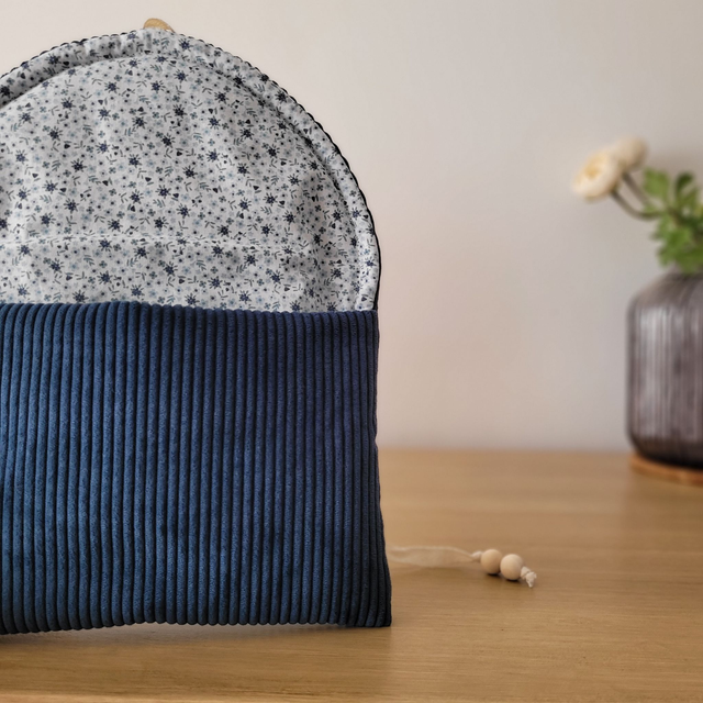 Pochette à livre Zoé velours bleu nuit