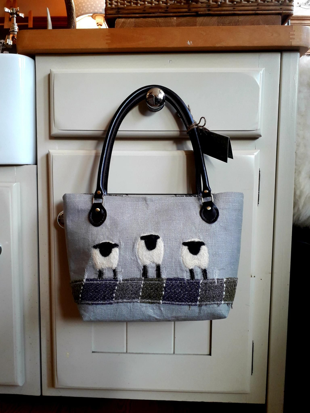 Z Exmoor Tweed Sheep Handbag
