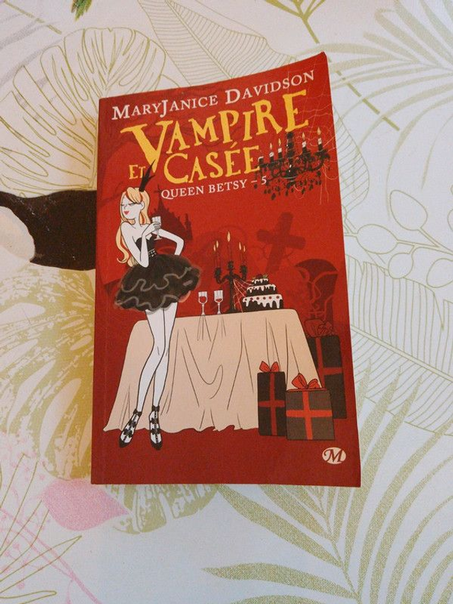 Vampire et casée, Mary Davidson