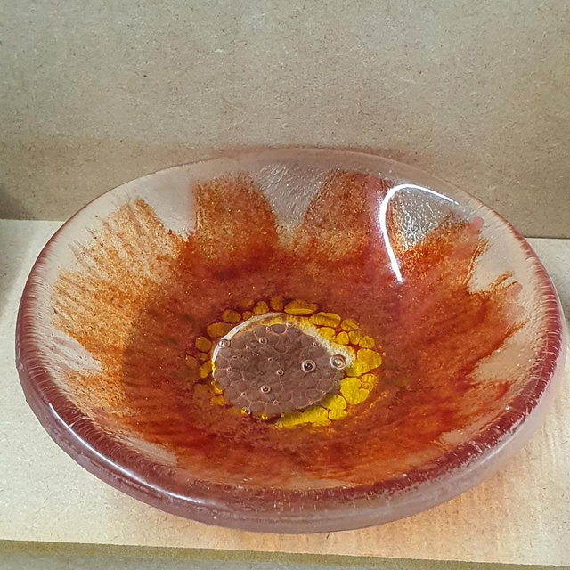 Red dahlia glass bowl