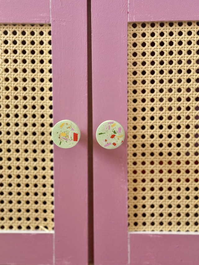 Jasnozielony uchwyt do mebli, gałka do szuflady frontu, lastryko