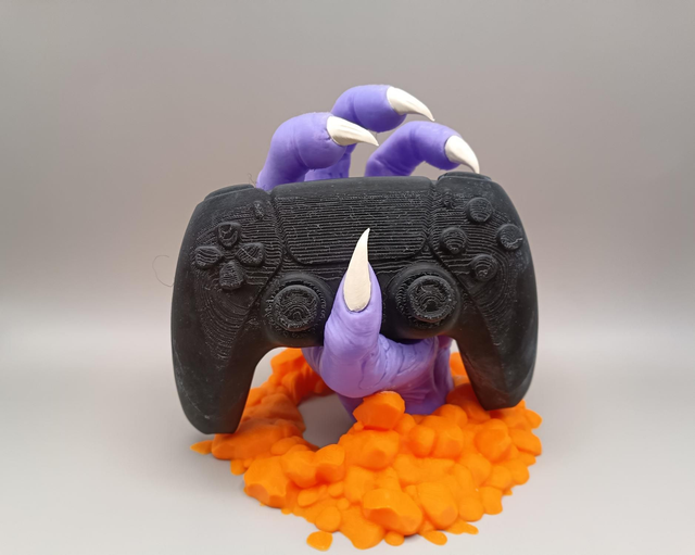 Alien hand PS5 controller stand 