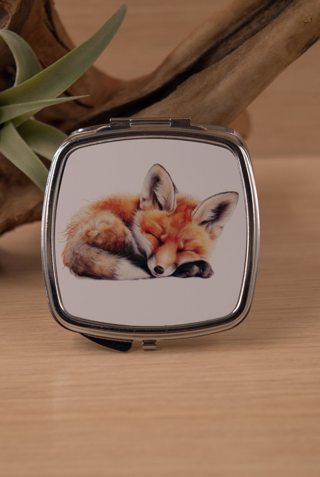 Sleeping Fox Cub Compact Mirror – Adorable &amp; Woodland-Inspired Handbag Essential
