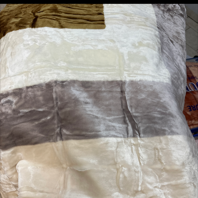 Couvertures polaire 4kg 200/240 MODERNE couleur beige marron blanc 