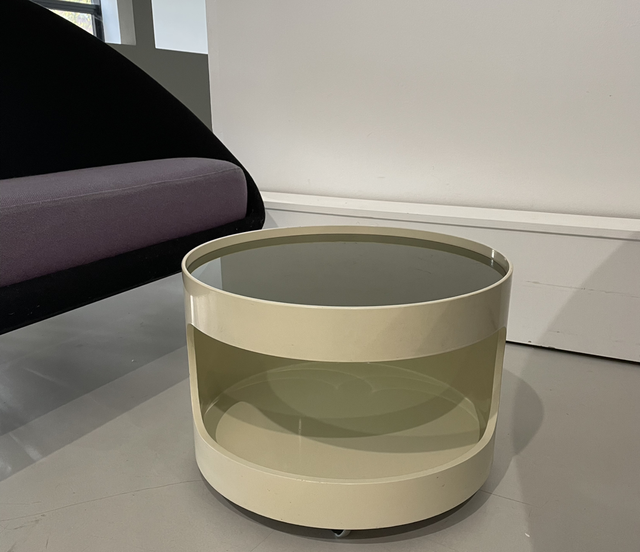 Opal mobel luna table 