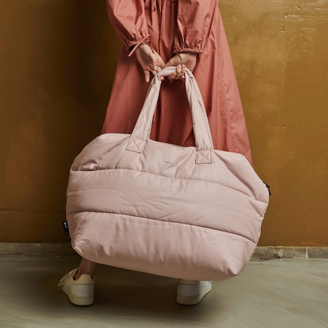 Camill Big Puffy Weekend Bag - Rose Smoke