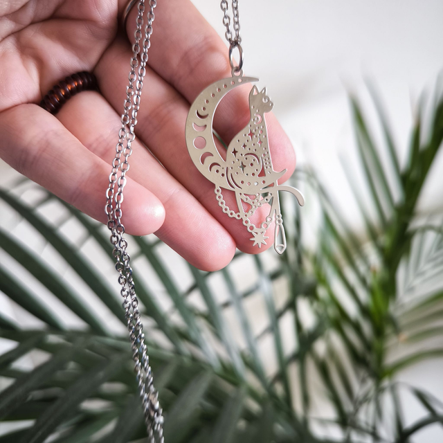 Collier en acier inoxydable - Chat sur sa lune