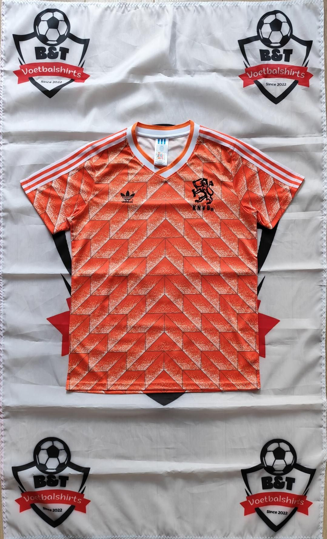 Gesigneerd Arnold Mühren Oranje shirt