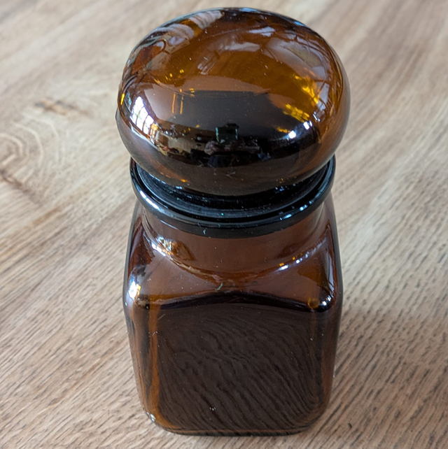 Pot à lessive « ariel »