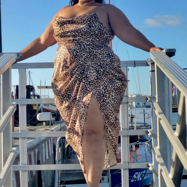 Robe Curvy « Féline »