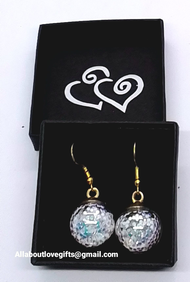Earings Bauble Design Hand Crafted.