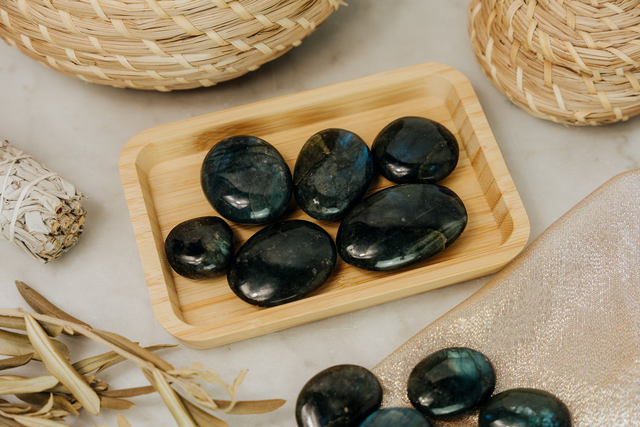 Pierre roulée Labradorite - Protection et intuition, Pierre des thérapeutes