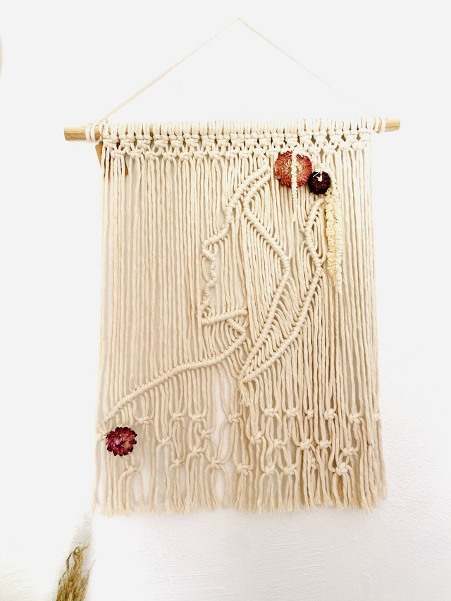 Silouhette line art en macramé