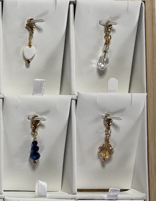 COFFRET EXCELLENCE 18 EQUI CHARMS au choix