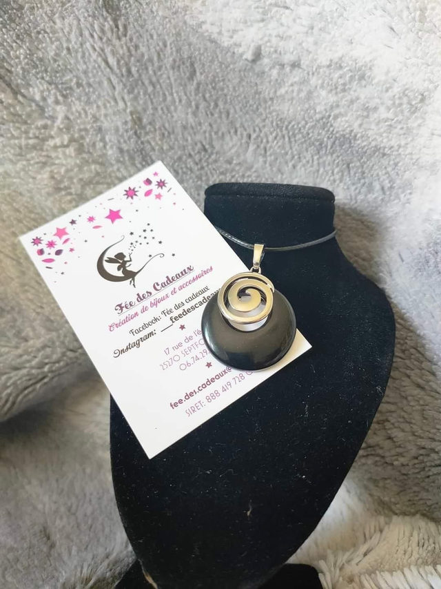 Pendentif Spirale Tourmaline Noire 