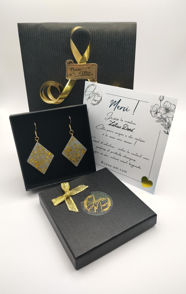 Boucles d'oreilles "Lotus Doré"