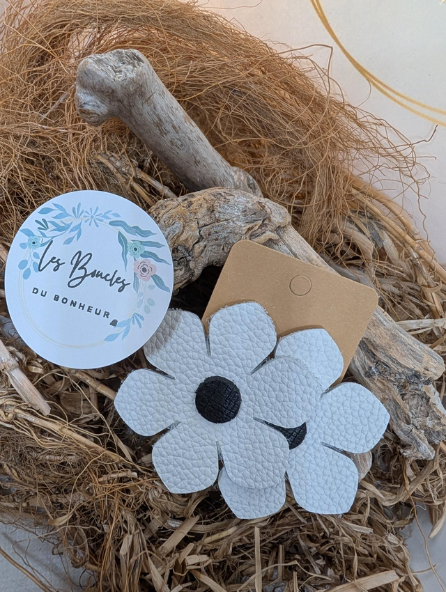 Clips marguerite blanche 