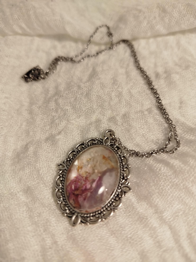 Collier pétale de cerisier du Japon 2