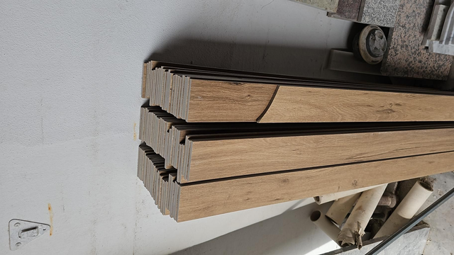 Servicio corte zócalo porcelánico 