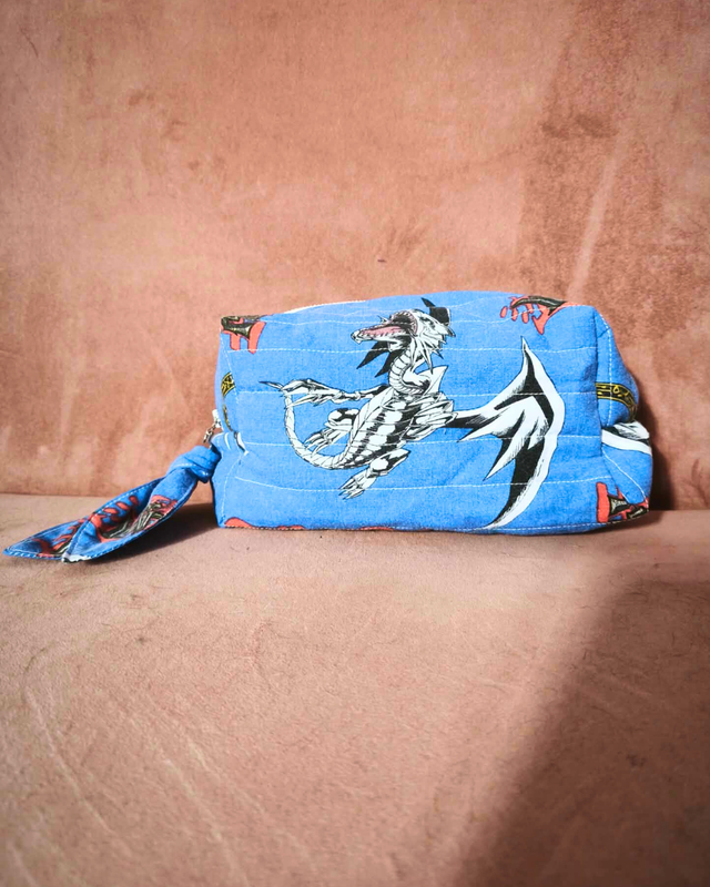 ✨ Trousse matelassée upcyclée – Édition Maître des Cartes - yu gi oh✨