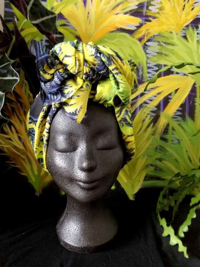 Hortus by Night cashmere scarves