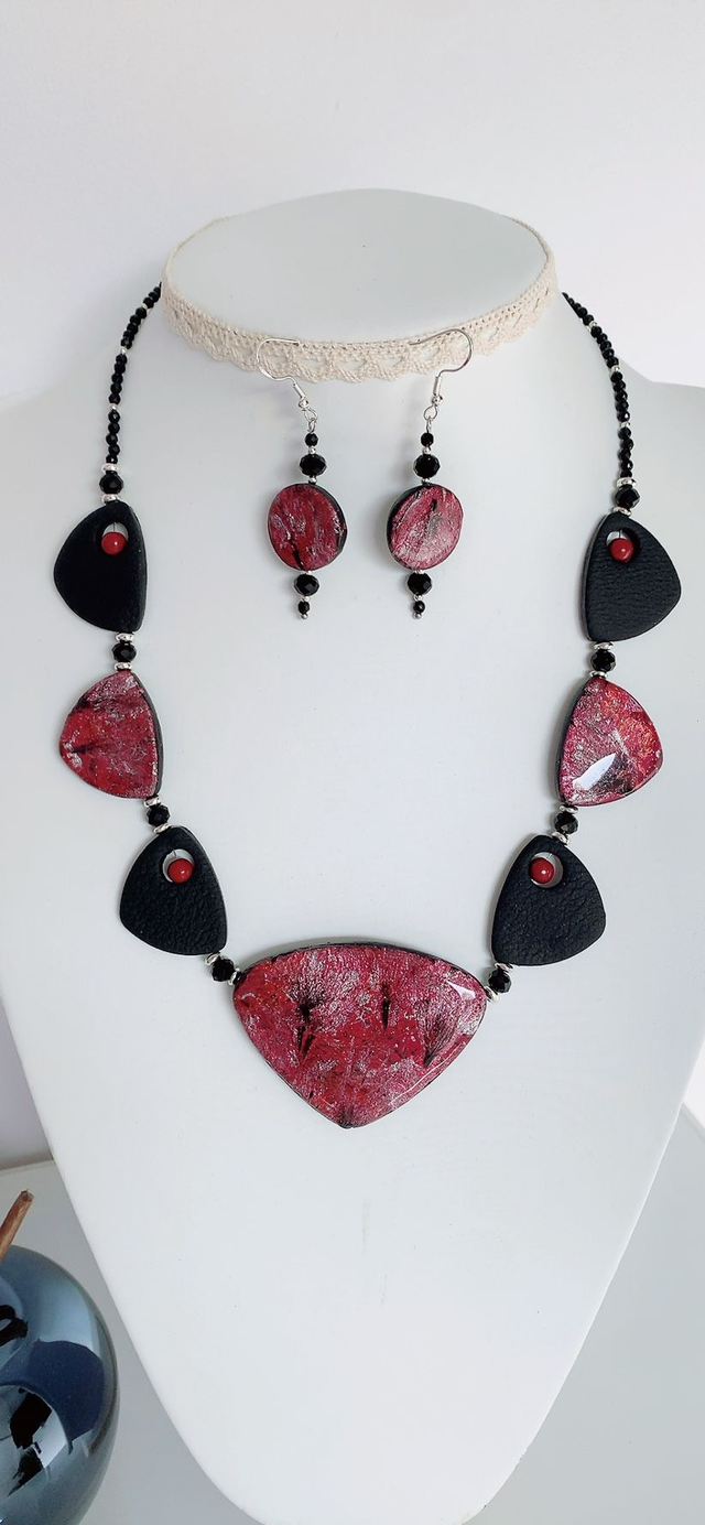 Parure "Minuit Ecarlate "