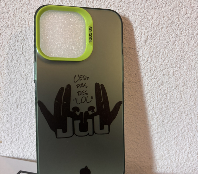 Coque Le J iPhone 15 Promax verte