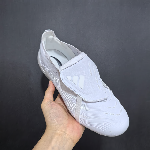 PREDATOR TONGUE ELITE *FAN MADE NOT OFFICIAL*