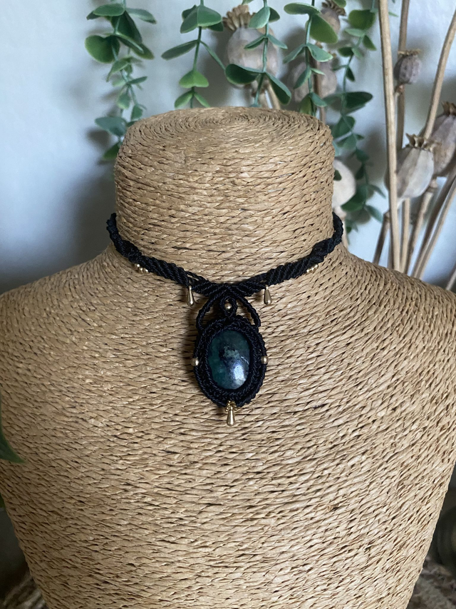 Collier UNIQUE- EMERAUDE DU BRÉSIL 